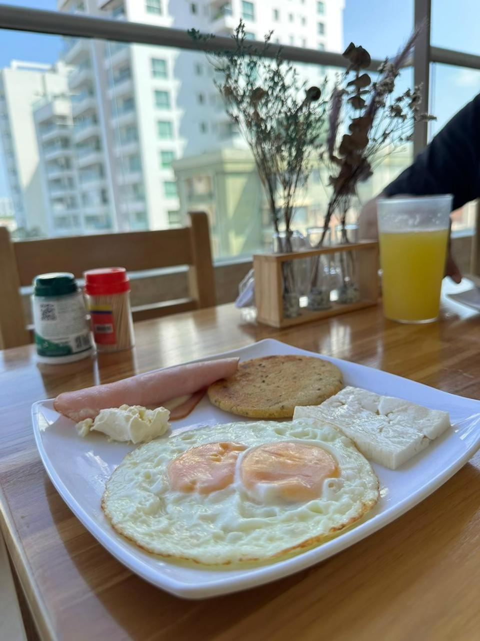 El Faro - Desayunos Incluidos - Manga, Cartagena